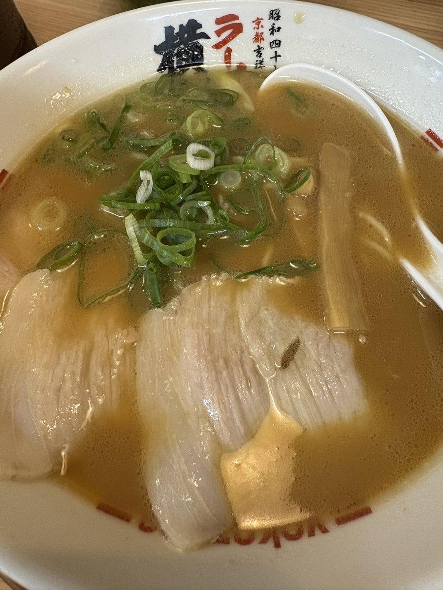 勝利飯　🍜