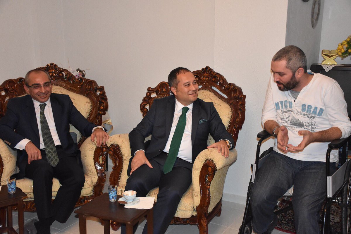 İnfaz Koruma Kürsüsü (@infazkursusu) on Twitter photo Neden Genel Müdür <a href="/YavuzEnis/">Enis Yavuz Yıldırım</a>'i seviyorsunuz diyorlar işte bu yüzden, vefasından dolayı seviyoruz. Terör Gazisi Yunus Kayar'a saygılarımızı sunuyoruz.🇹🇷
<a href="/yilmaztunc/">Yılmaz TUNÇ</a> <a href="/YavuzEnis/">Enis Yavuz Yıldırım</a> <a href="/fserkang/">Fatih Serkan GÜNAYDIN</a>
#13AğustosİnfazKorumaGünü Neden Genel Müdür <a href="/YavuzEnis/">Enis Yavuz Yıldırım</a>'i seviyorsunuz diyorlar işte bu yüzden, vefasından dolayı seviyoruz. Terör Gazisi Yunus Kayar'a saygılarımızı sunuyoruz.🇹🇷
<a href="/yilmaztunc/">Yılmaz TUNÇ</a> <a href="/YavuzEnis/">Enis Yavuz Yıldırım</a> <a href="/fserkang/">Fatih Serkan GÜNAYDIN</a>
#13AğustosİnfazKorumaGünü