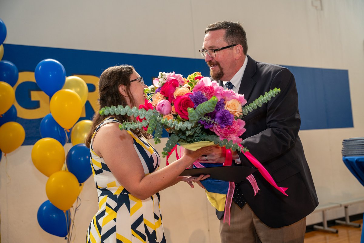 While all Roycemore teachers make an incredible impact, we acknowledge one very special teacher at Upper School Commencement each year with the Elinor Rice Fuchs Award. 

Congratulations to 2025 Elinor Rice Fuchs Teacher of the Year, Shannon Henry, Upper School Science Teacher!