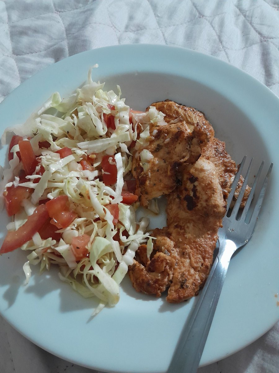 kitten0bs's tweet photo. ★ almoço !

- 255kcal
- 47g prot
- 4g carbo

ainda n sei se vai ser omad, vou ver ao decorrer do dia https://t.co/2GdCKDoZB2
