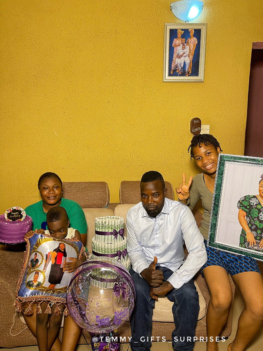 Temmysurprise's tweet photo. Hello Family ❤️

We’re available to take your bookings for the month of July and August.
Kindly send a message for bookings and enquiries 🙏🏻❤️.

THINK GIFT
THINK SURPRISES 
THINK TEMMY ❤️🫶🏻
#giftcompanyinnigeria #giftinlagos #giftinota #surpriseinlagos #surpriseinota #virałpost https://t.co/j2p9jXbHVM