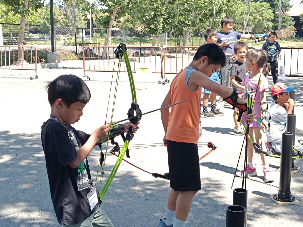 YangFanAcademy's tweet image. Bullseye Alert! 🎯 Yang Fan&apos;s Archery Camp is BACK!Watch your child transform into a focused, confident archer this summer!

Limited spots left! DM us to claim yours before we&apos;re out of arrows! 😉

#ArcheryFun #FocusBuilder #SummerCampWin
