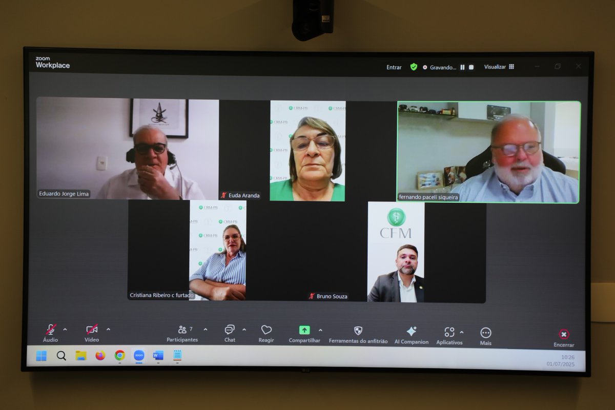 A Câmara Técnica de Neonatologia realizou a primeira reunião do grupo nesta semana. Coordenada pelo conselheiro federal Eduardo Jorge Lima, a equipe discutiu organização de fórum sobre os desafios da especialidade, evento previsto para acontecer online em 21/11. neonatologia #CFM