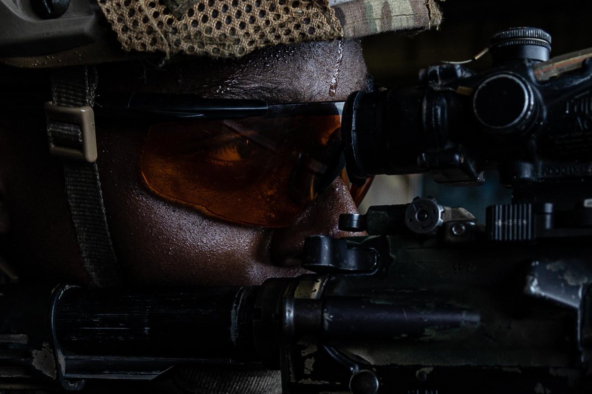22nd_MEU's tweet image. TCCC - Ready
@USMC with Kilo Co. #22ndMEUSOC conduct TCCC during COMPTUEX. COMPTUEX refine tactics, techniques, and procedures to execute warfighting functions that enhance operational readiness and lethality as a unified IWOARG/22 MEU(SOC) team.
📸 Cpl. Emily Hazelbaker
