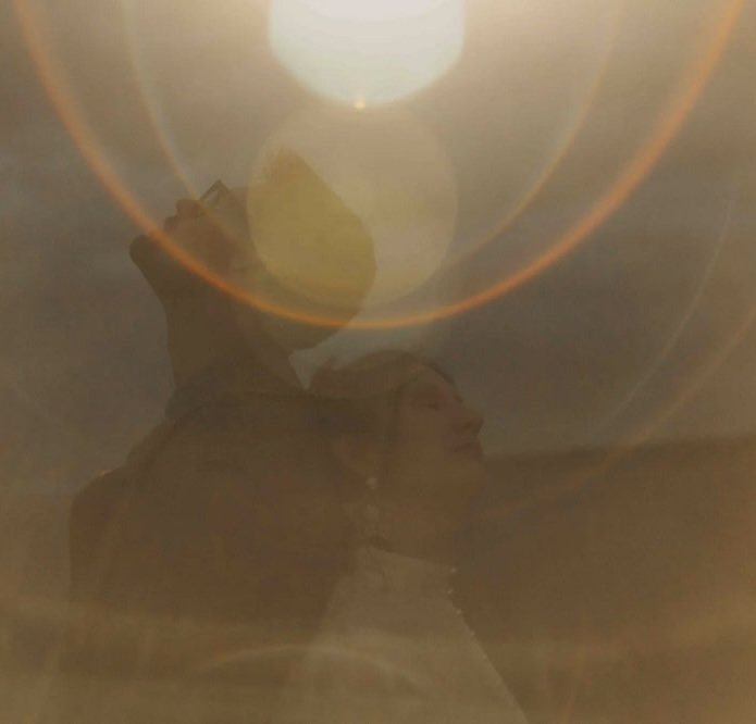 PREMIERE | Isle journeys to allegorical islands of the inner peace and fulfillment that exists from within on “Treasure Hunters” from the upcoming album ‘Equilibrium’. 

weekinpop.com/features/premi…