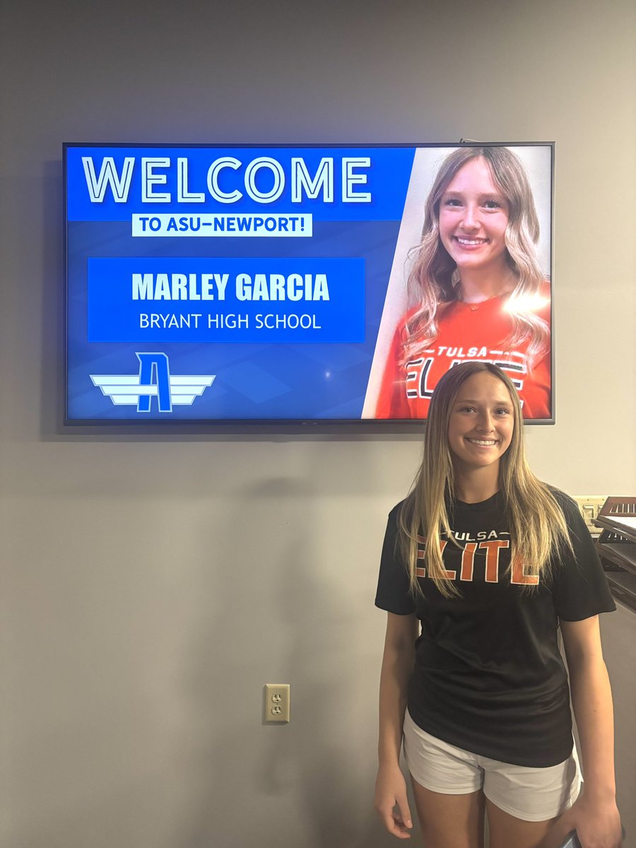 marley_g2027's tweet photo. Thank you so much for inviting me to come visit your campus! I absolutely loved everything you guys offer and we offer in the future. @kevinmpearce @coachjoshnation https://t.co/hDgTtWPwQM