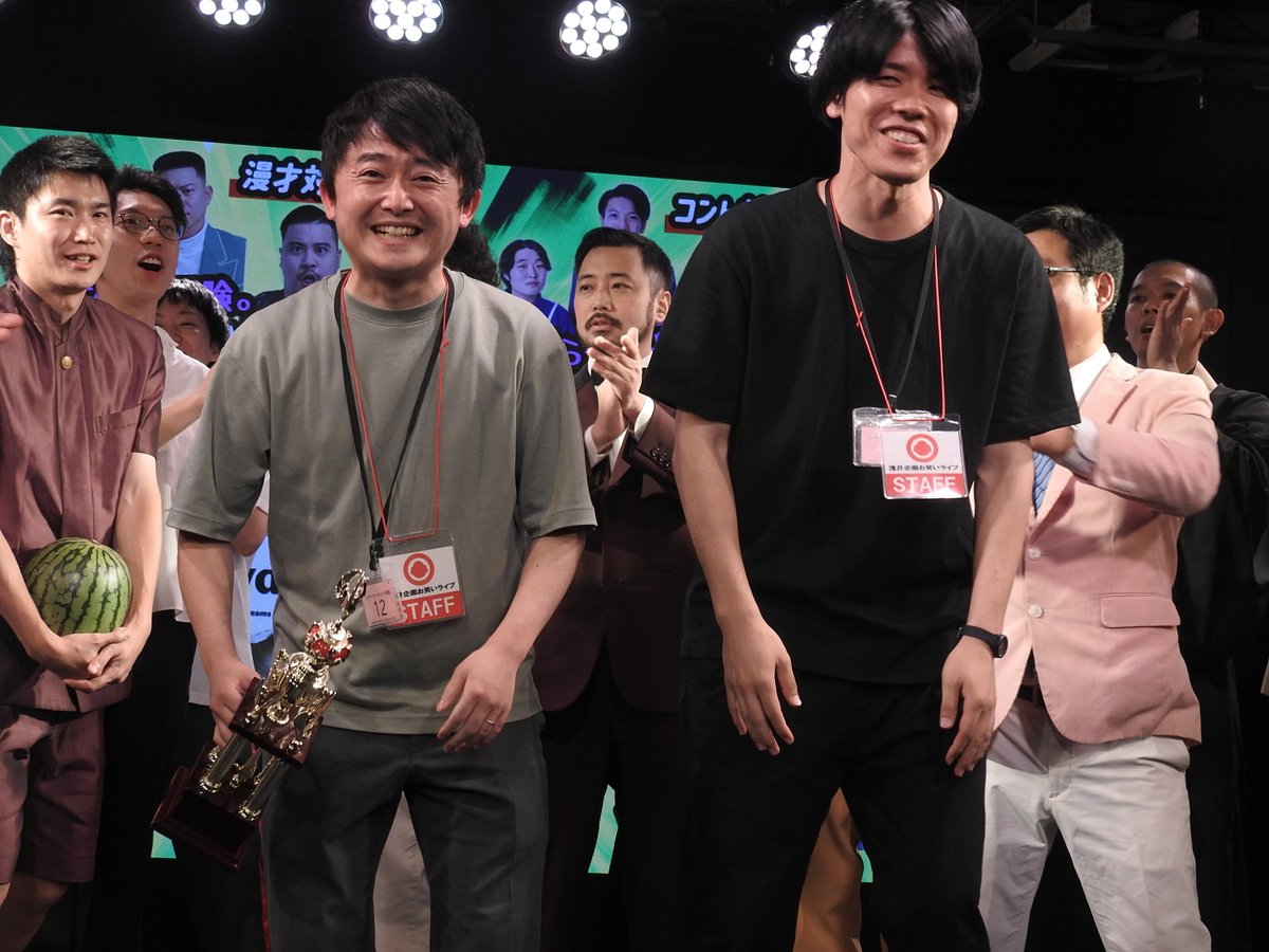 cyusuke816's tweet image. 進行 #でび さん😊裏方スタッフに #ジャジャ馬 さん☺️前説は #めちゃくちゃナース山田 さん☺️スペシャルMC #キャイ～ン さん
■雑感
・漫才協会入会の観音日和さんやっぱり浅草にピッタリだと思う🤣東洋館で観れる日を楽しみにしている😆寝てる人の所行ってお経読めばバカウケじゃない？怒られる？🤣