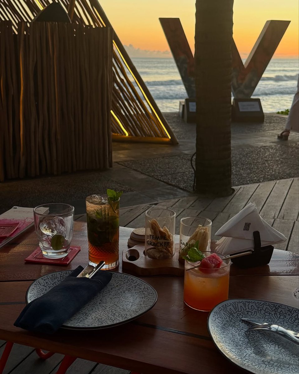 i love sunset &amp; you.