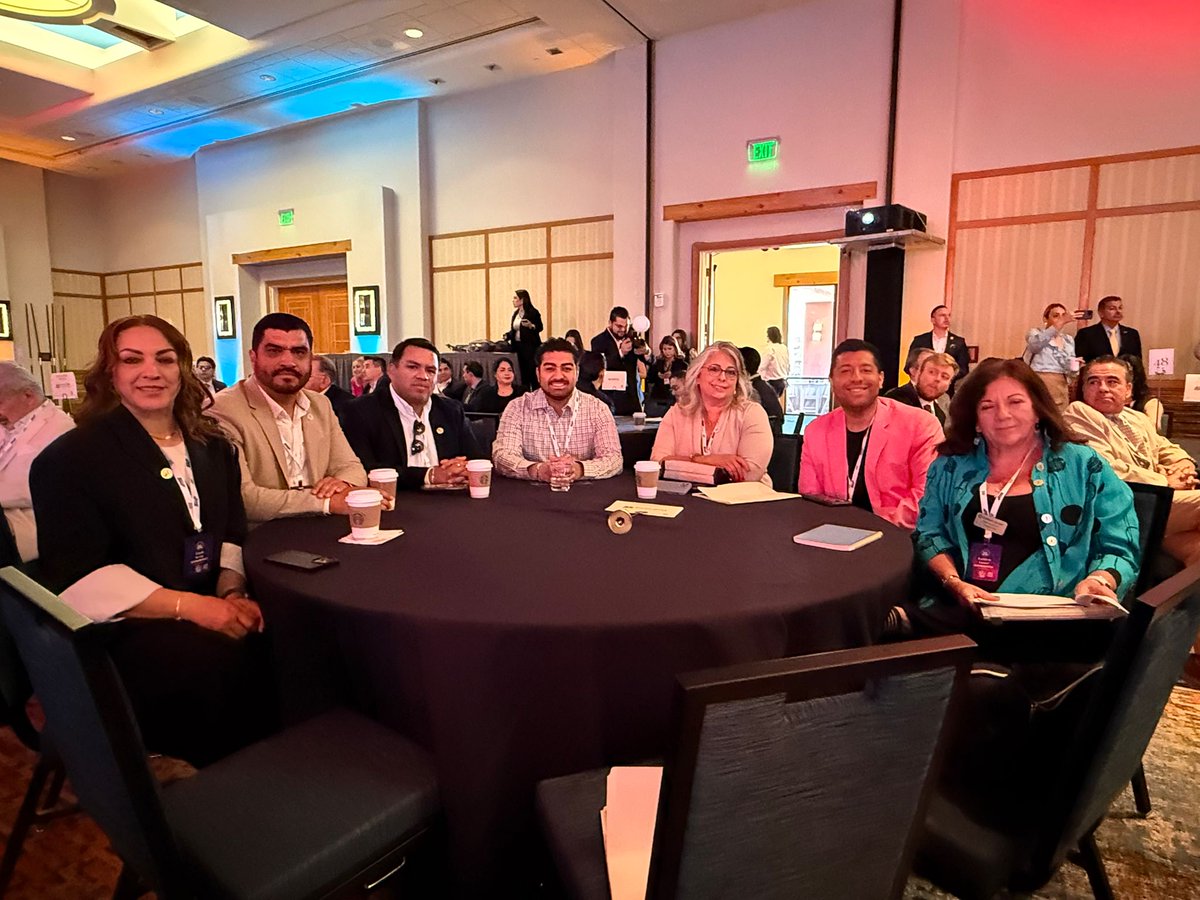 SanLuisAZGov's tweet photo. San Luis leaders joined #AMC2025 to boost binational ties, highlight POE upgrades & push for regional progress! 🇺🇸🤝🇲🇽 #SanLuisAZ #BorderStrong https://t.co/w2bvBz4O3h