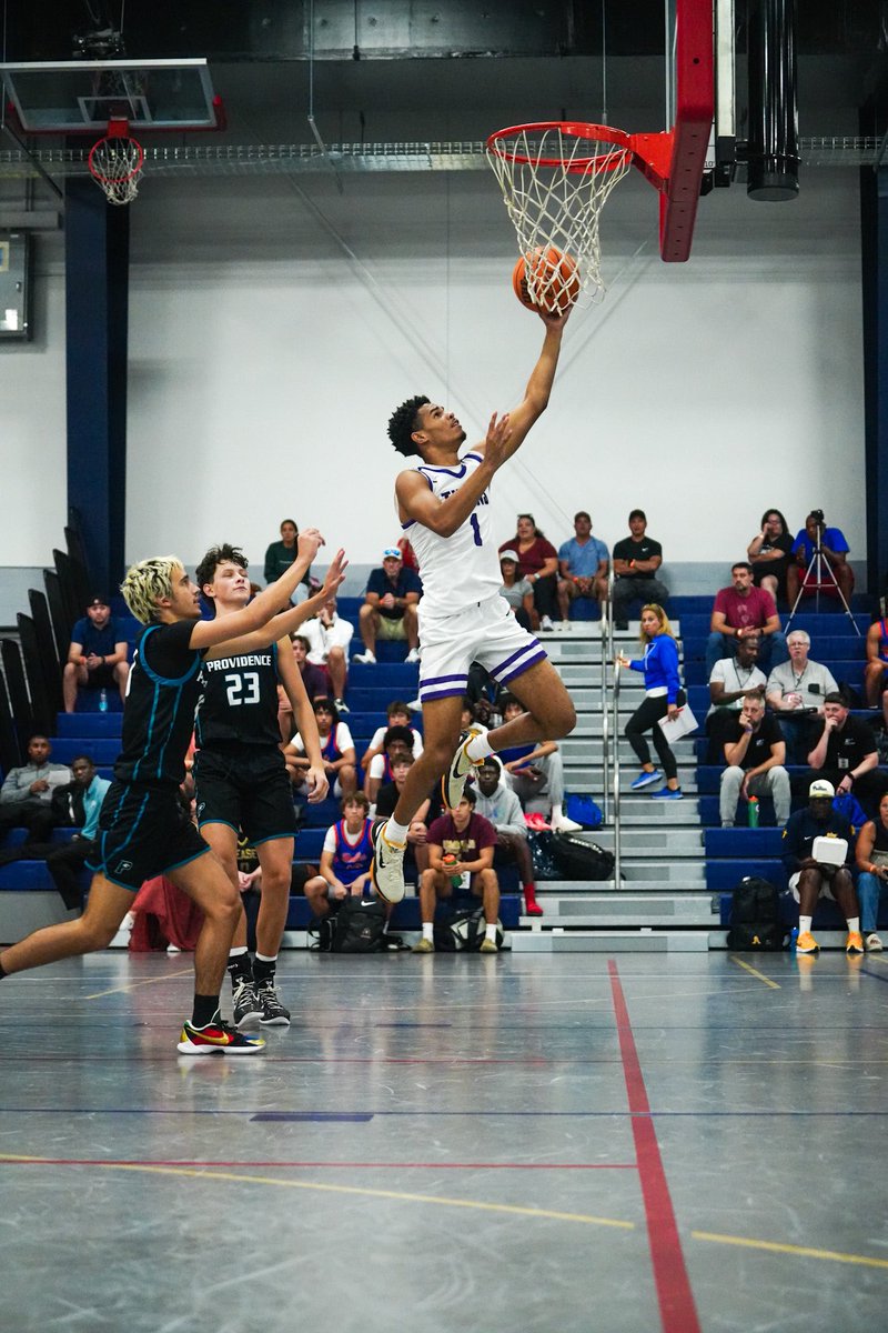 devinmcint76425's tweet image. Had a great conversation with Coach Tobin! Grateful for the opportunity to play at the next level!
@TeamMiamiAAU @miamidadebb @NxtProHoops @PRO16League