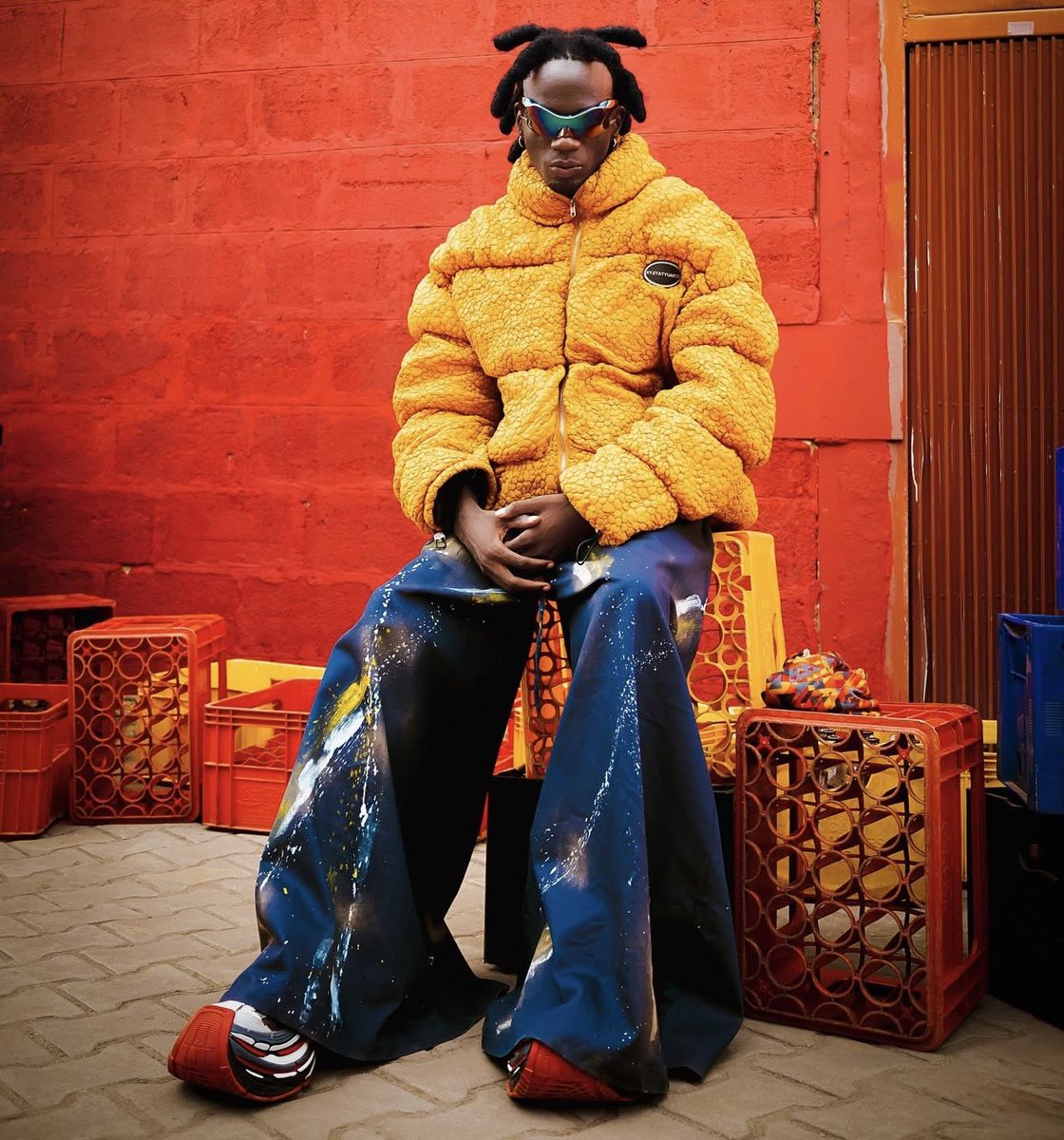 The #GalaxyTop7 with <a href="/RealKenie_/">Man With The Vibes😎</a> 

7. Yakubye Emeeza - <a href="/JowyLanda17/">JOWY LANDA</a> &amp; <a href="/FynoUg/">FYNO UG</a> 
6. Cheque - <a href="/BebeCoolUG/">Bebe Cool</a>  &amp; <a href="/itsJoshuaBaraka/">B’RAKA</a> 
5. My life - <a href="/MozeloKidz256/">Mozelokidz</a> &amp; <a href="/JohnBlaqMusic/">John Blaq 🐐</a> 
4. Good Idea - <a href="/Daxvibes/">DAX VIBEZ</a> &amp; <a href="/Elijah_Kitaka1/">KITAKA</a> 
3. Wrong places - <a href="/itsJoshuaBaraka/">B’RAKA</a> 
2. Biggwa - <a href="/liamvoice_ug/">Liam Voice</a> ft