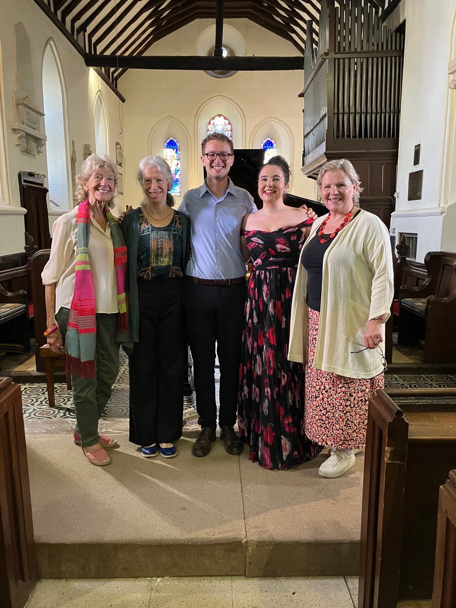 singer_pearson's tweet image. It was an absolute privilege to perform an entirely new recital with the incredible @ArchieBonham today for the lovely Nancy Cooley at Lewes Festival of Song on the weekend. We were so delighted to have the wonderful Dame Felicity Lott and Louise Winter in the audience! 🌸🐞