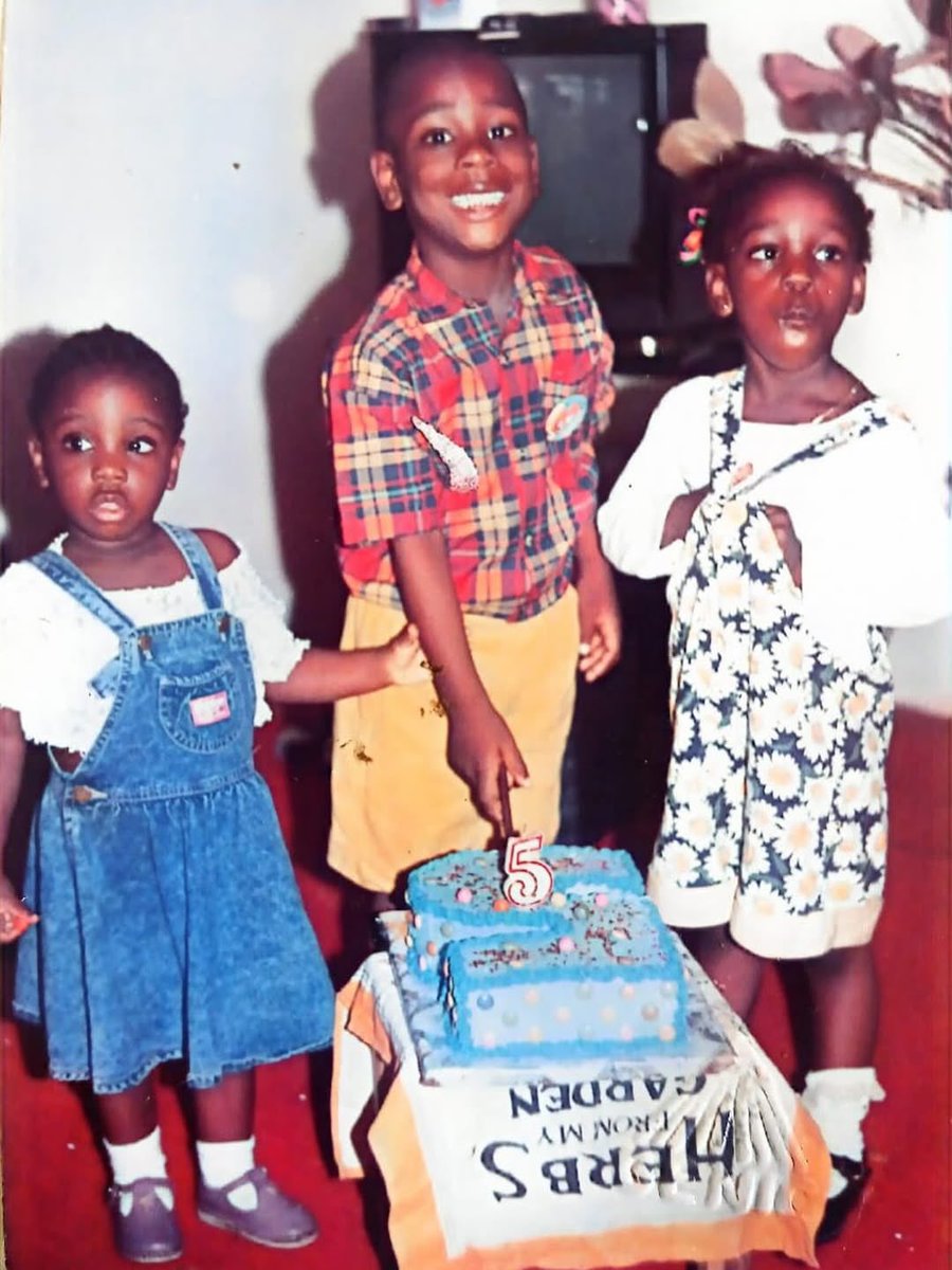 burnaboy's tweet image. 3️⃣4️⃣‼️🎂 #NOSIGNOFWEAKNESS