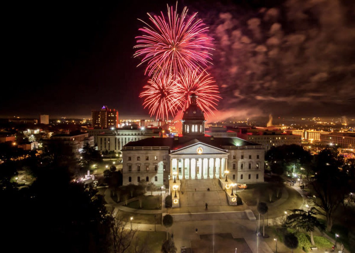 Happy Independence Day! 🇺🇸 We hope you have a safe and happy holiday! Our office is closed today and will resume normal hours on Monday, July 7th.