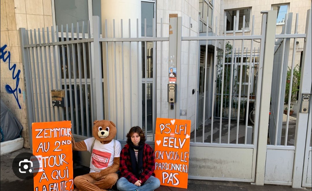 Allez-y la team, on vous regarde 

Ça avait tellement bien marché la dernière fois...