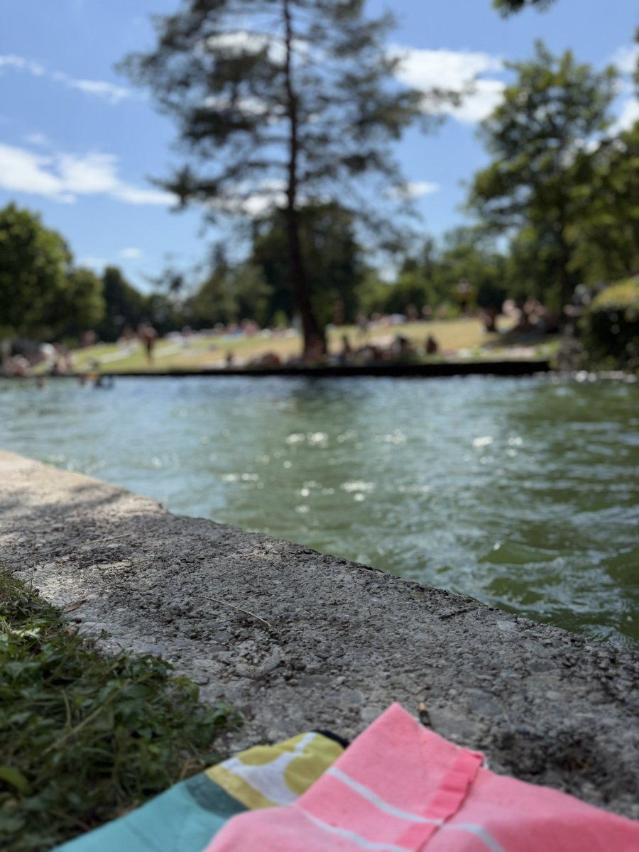 35 Grad, mal nen Tag Resturlaub 2024 abbauen … also wegen mir kann‘s so bleiben ☀️☀️☀️