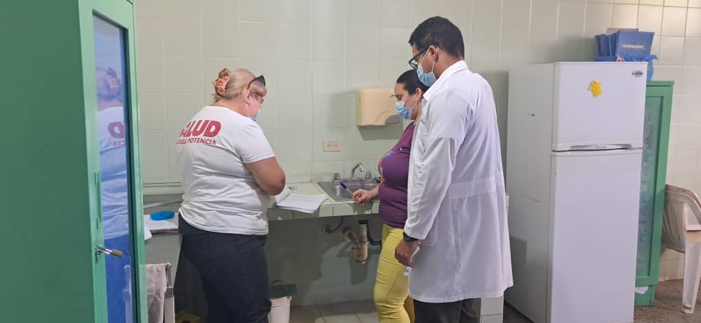 cubacooperaven's tweet photo. Supervisión Integral al Centro de Diagnóstico Integral Juan Bautista Rosas, dirigida por la Dra. Tania González Rodríguez, Vicejefa Integral del Estado Nueva Esparta. #CubaCoopera
#CubaPorLaVida
#UnidosXCuba https://t.co/aeNZbdue54