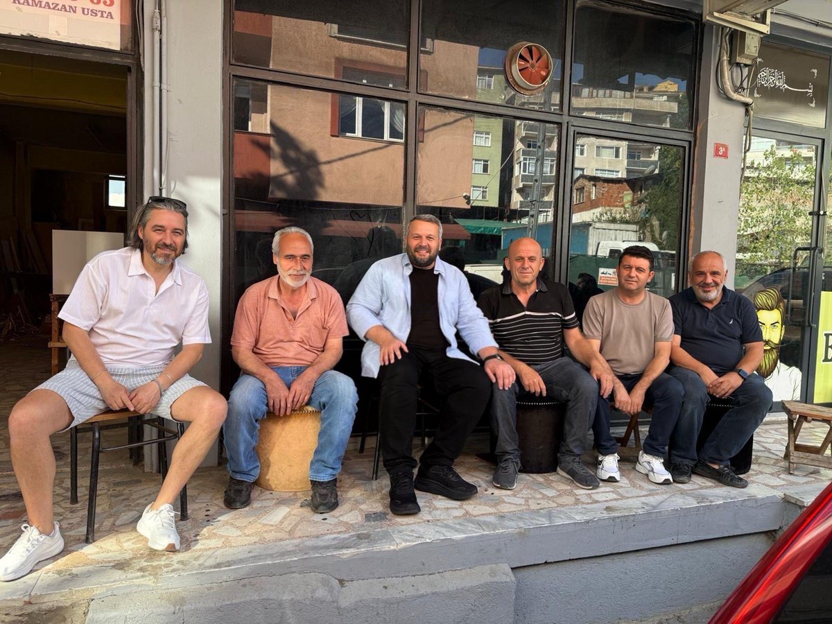 Güzeltepe Muhtarımız Yıldırım Yazıcıoğlu ve kıymetli dostlarımızla…

📍Güzeltepe Mahallesi

<a href="/abdullahozdemir/">Abdullah Özdemir</a> 

#SevdamızÜsküdar
#HerMahallesiyle