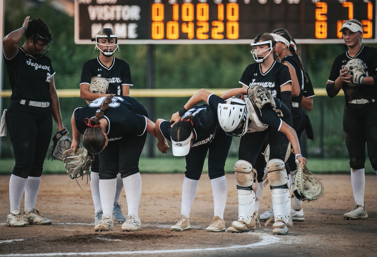 ANKENY FANATIC (@ankenyfanatic) on Twitter photo . <a href="/ACHSJagSB/">Jaguar Softball</a> celebrates a trio of seniors with a victory over Fort Dodge: ankenyfanatic.com/2025/07/02/senβ¦ . <a href="/ACHSJagSB/">Jaguar Softball</a> celebrates a trio of seniors with a victory over Fort Dodge: ankenyfanatic.com/2025/07/02/senβ¦