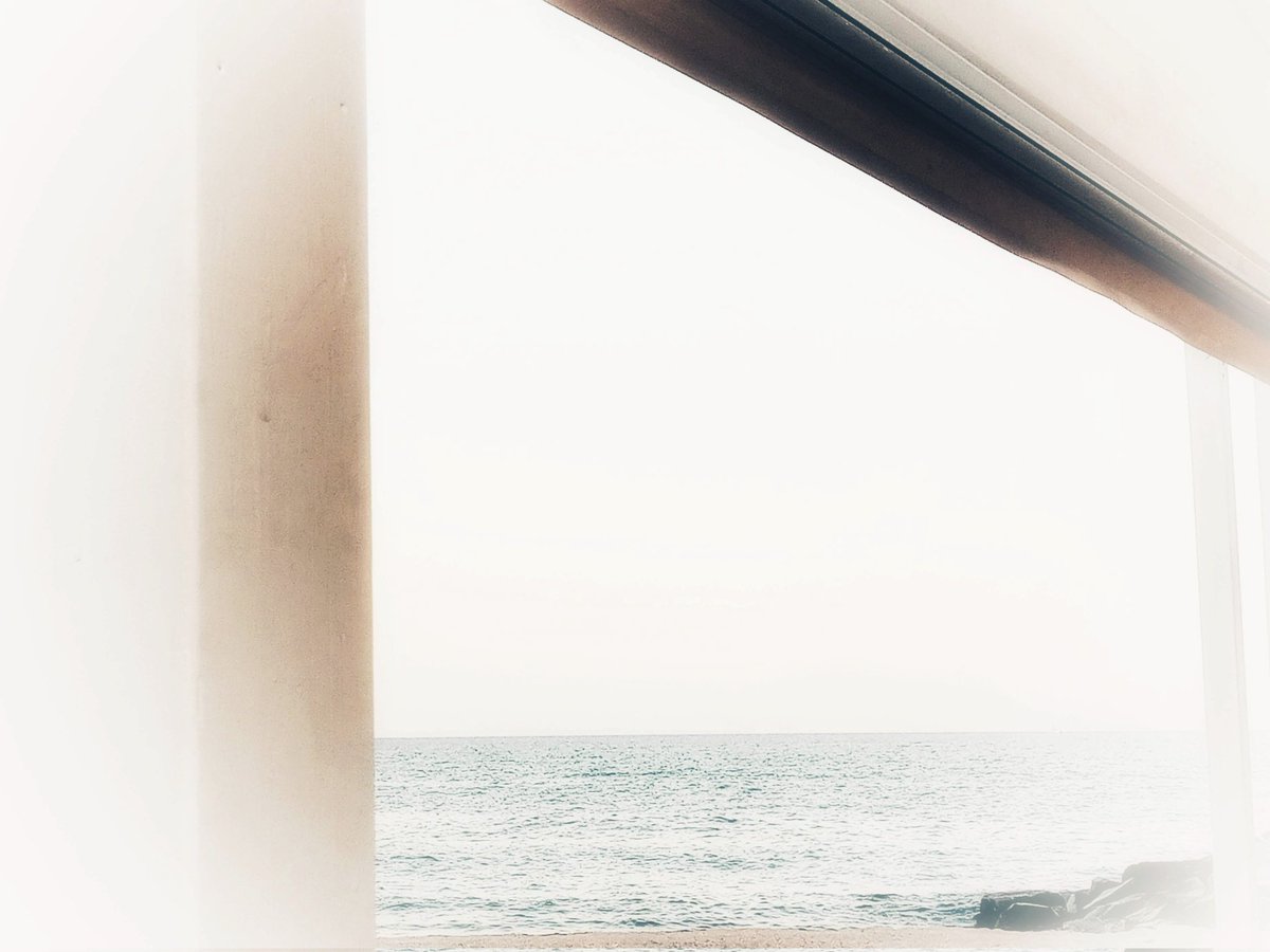 Helenablava's tweet image. Horizonte... y límites.