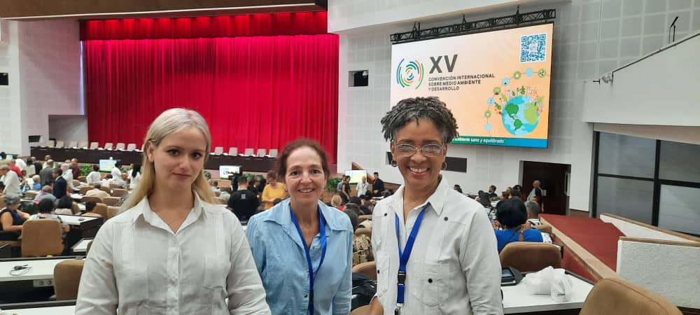 Gamma_Cuba (@cuba_gamma) on Twitter photo #GAMMA || La XV Convención ya en marcha en La Habana. Nuestros especialistas presentes en el acto inaugural, listos para contribuir por un medio ambiente sano y equilibrado. 🌱💚 <a href="/Grupo_INNOMAX/">Grupo Empresarial INNOMAX</a> <a href="/CubaTareaVida/">Tarea Vida Cuba</a> <a href="/citmacuba/">Ministerio de Ciencia, Tecnología y Medio Ambiente</a> #GAMMA || La XV Convención ya en marcha en La Habana. Nuestros especialistas presentes en el acto inaugural, listos para contribuir por un medio ambiente sano y equilibrado. 🌱💚 <a href="/Grupo_INNOMAX/">Grupo Empresarial INNOMAX</a> <a href="/CubaTareaVida/">Tarea Vida Cuba</a> <a href="/citmacuba/">Ministerio de Ciencia, Tecnología y Medio Ambiente</a>
