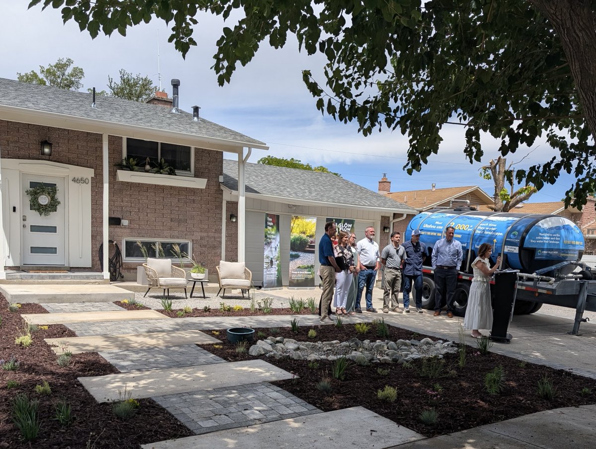 SLCoRegionalDev's tweet photo. Salt Lake County and our partners just unveiled a new kind of yard in Taylorsville 🌿💧

This waterwise landscape will save more than 58,000 gallons a year and shows how smart design can cut costs and still look great.

#SustainableSLCo #WaterWise #SlowTheFlow  #WaterWednesday https://t.co/2hNorRNUio