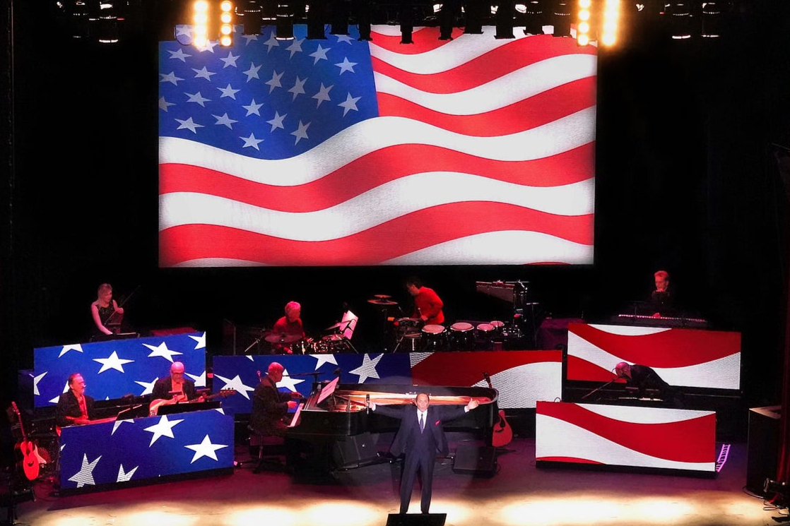 Happy birthday, America! Wishing a happy 4th of July to all 🇺🇸

#PaulAnka #IndependenceDay
