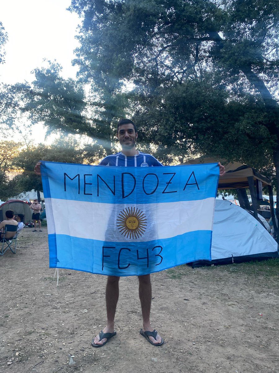 RodrigoTorrez95's tweet photo. Como no voy a bancar y apoyar a muerte a quien nos devolvió (a mi, mi viejo y mis hermanos) las ganas y emoción de volver a ver la fórmula 1, sentir la nostalgia de cuando era chico y levantarme a la mañana con ellos a ver la qualy/carrera… VAMOS FRANQUITO! #SiempreConEl43 https://t.co/w6g4oEQgGv