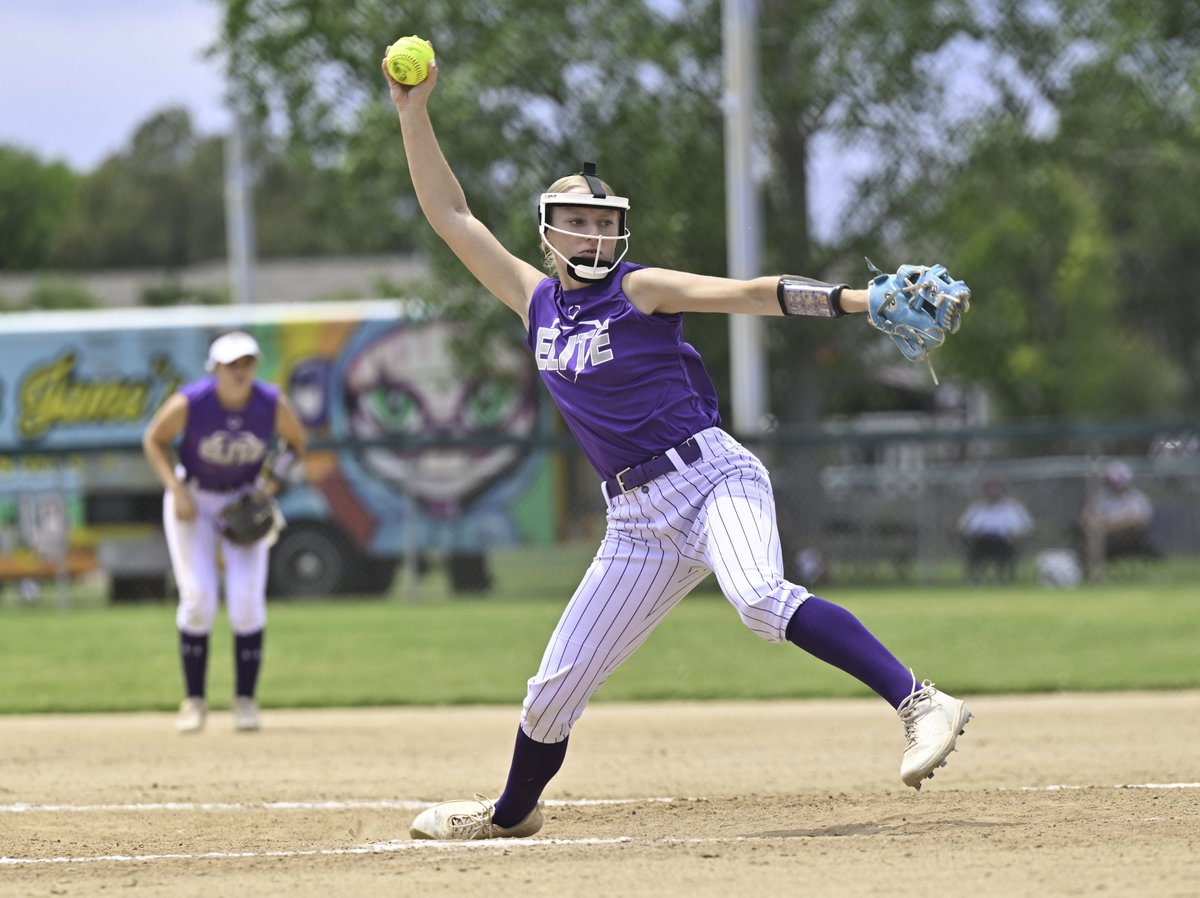 POISED IN PURPLE💜

Purple-clad Elite Chicago National came through in the clutch in a tight contest with Impulse Nielson in an 18U Supplemental Power Pool contest at Highline Park and prevailed 3-2 in the Pool C contest. Elite Chicago National finished 1-1 on the day, the same