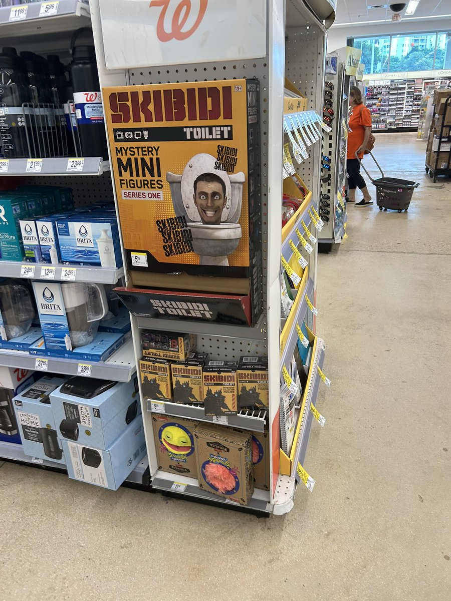 RevivedLotor's tweet image. #whatarewedoing