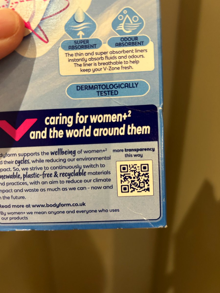 Hot dog, boxing 🐸 💜🤍💚 tweet media