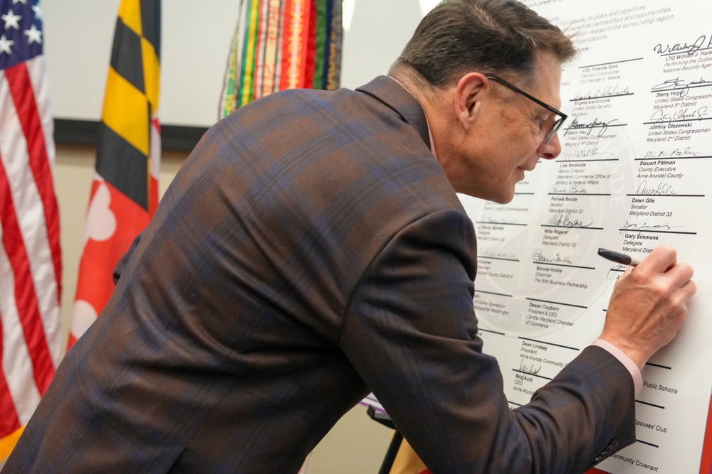 FtMeadeAlliance's tweet image. In early June, #FMA President Joe Pacileo and General Manager Tim O’Ferrall joined #MD leaders to sign the #FortMeade Community Covenant—a shared commitment to supporting service members, their families, and the civilian workforce in @FtMeadeMD.