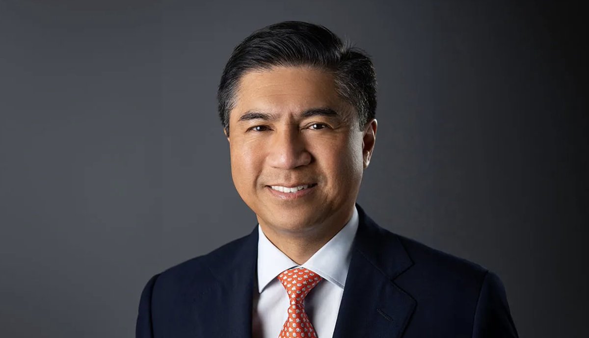 Miller Medicine (@umiamimedicine) on Twitter photo Join us in celebrating <a href="/gonzomdphd/">Mark L. Gonzalgo, M.D., Ph.D.</a>, M.D., Ph.D., M.B.A., as he steps into his new role as Chair of the Department of Urology <a href="/dsui_miami_uro/">Desai Sethi Urology Institute</a> and <a href="/umiamimedicine/">Miller Medicine</a>! 🩺
A nationally recognized leader in urologic care, research, and education, Dr. Gonzalgo will oversee and lead Join us in celebrating <a href="/gonzomdphd/">Mark L. Gonzalgo, M.D., Ph.D.</a>, M.D., Ph.D., M.B.A., as he steps into his new role as Chair of the Department of Urology <a href="/dsui_miami_uro/">Desai Sethi Urology Institute</a> and <a href="/umiamimedicine/">Miller Medicine</a>! 🩺
A nationally recognized leader in urologic care, research, and education, Dr. Gonzalgo will oversee and lead