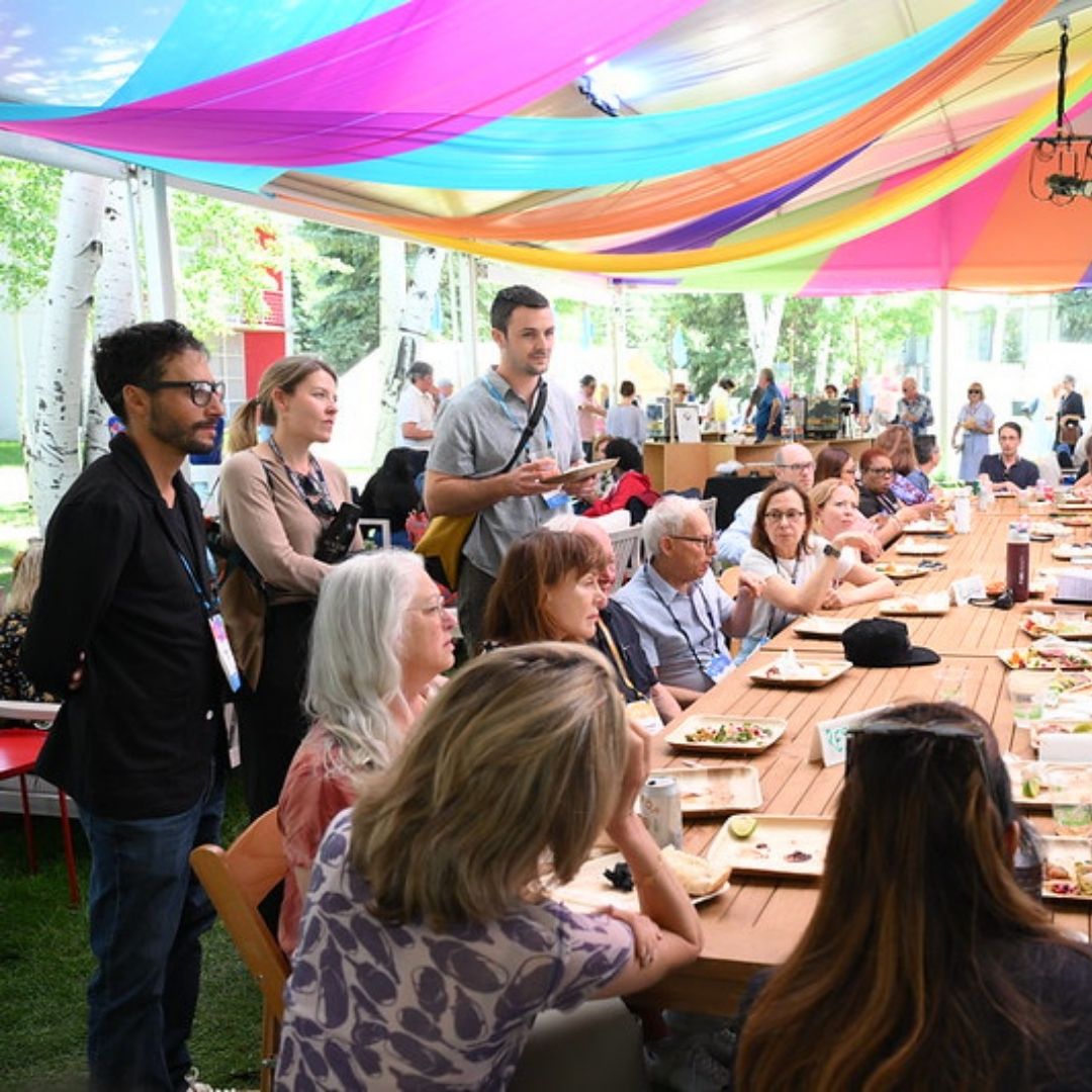 CKummer's tweet image. Grateful to have Sam Landercasper, Jon Muth, and Eden Vardy join me at @AspenIdeas for our first ever roundtable sessions! Meet Sam, Jon, Eden and all their fellow fellows: aspenfood.org/our-fellows
#FoodLeadersFellows #AspenIdeas #FoodSystemsLeadership