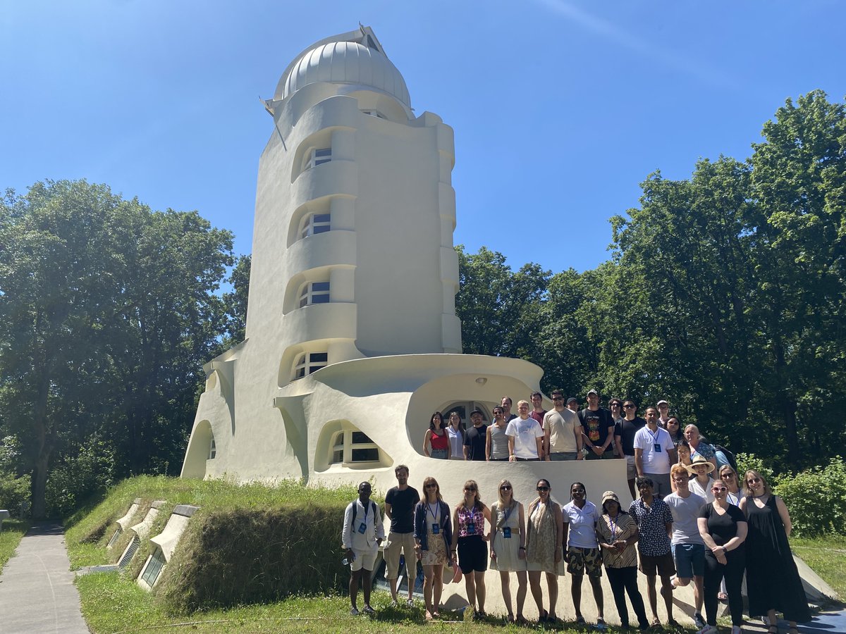 CIFAR_News's tweet image. We’re thrilled to be in Berlin for @HIDAdigital CIFAR Summer School on Data Science & Climate.
This immersive, interdisciplinary summer school brings together emerging researchers to tackle global climate challenges using innovative, data-driven approaches.