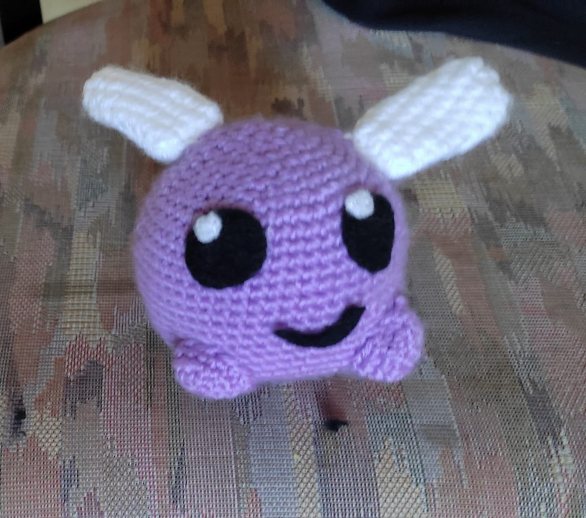 Small fruity plum crochet i made in reference to a cool isaac guy <a href="/Another_Matt/">Another Matt</a>
