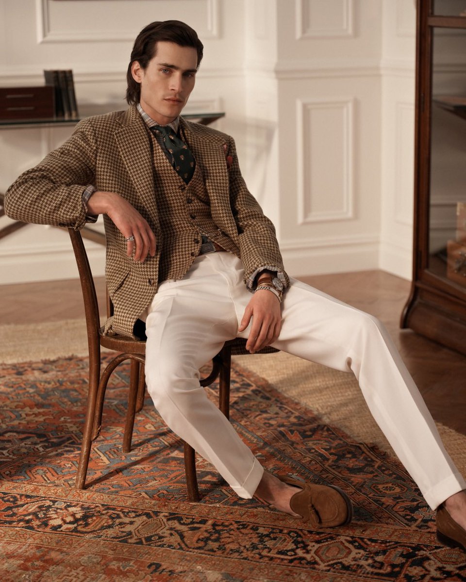 Woven from a custom linen-blend fabric well-suited for both work