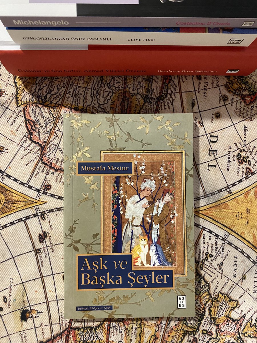 aşk ve başka şeyler!

son dönemde okuduğum en sarsıcı romanlardan biri oldu. 

kadim soru: “aşk her şeye yeter mi” 
yoksa tüm bu varoluş sancısı etrafında başka şeylerde mi gerekir?

“o sufi birkaç yıllık riyazetten sonra anlamıştı ki hepimiz doğduğumuz andan itibaren, savaşa ya
