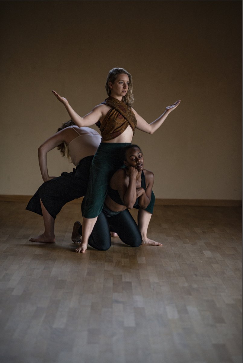 Anna-Helena McLean (Moon Fool) tweet media