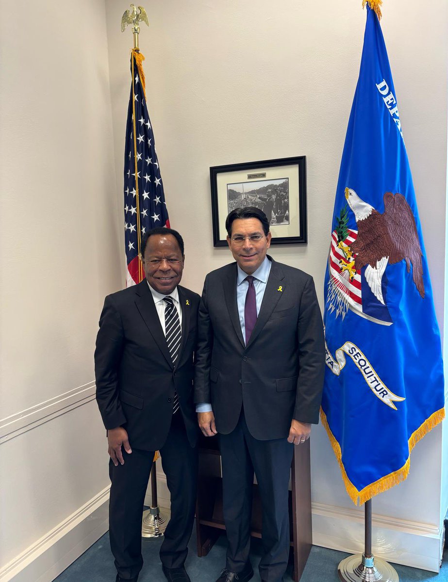 dannydanon's tweet image. I met with my friend @TheLeoTerrell in Washington DC. He’s the Head of the Anti-Semitism Task Force at the U.S. Department of Justice.
We discussed ways to combat antisemitism within the UN, on college campuses and on the streets of the U.S.
We’ll continue working together to…