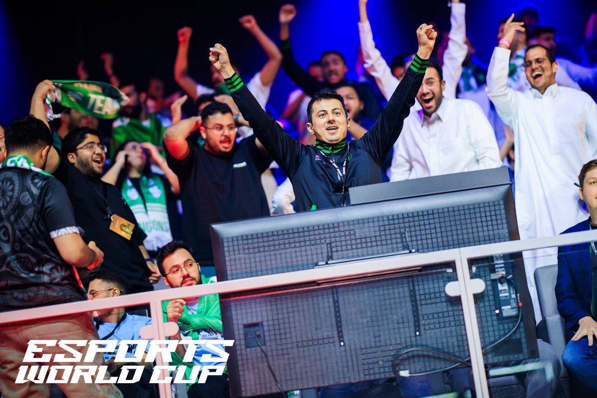 The stage is set, the crowd is fired up, and we’re ready to make Apex Legends history. 🔥

Hurry up — limited tickets left, don’t miss your chance! 🎟️🦅

— Use code “FALCONS15” for a special discount 💚

🔗/ webook.com/en/events/apex…

#EWC2025