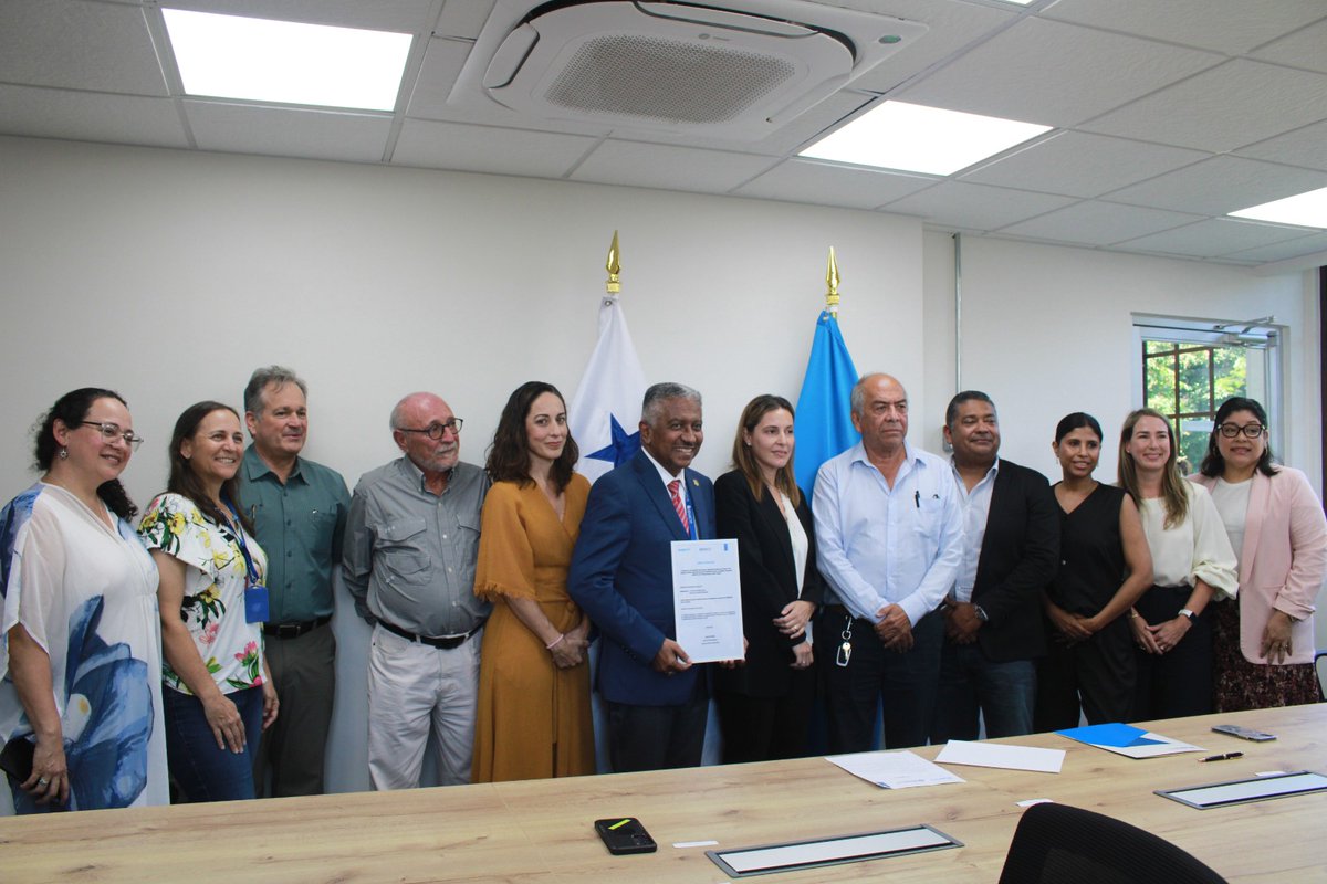 ¡Gran noticia para la ciencia en Panamá! 🇵🇦 La fase A de la Estación Científica Coiba AIP avanza. SENACYT entregó orden de proceder para culminar obras en 15 meses. Un esfuerzo con PNUD y UNOPS para investigar y proteger la rica biodiversidad de Coiba, Patrimonio de la Humanidad.