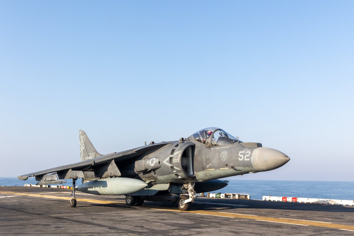 22nd_MEU's tweet image. Harrier Mode
@USMC AV-8B Harrier with #22ndMEUSOC, conducts flight operations aboard USS Iwo Jima during COMPTUEX. COMPTUEX refines tactics, techniques, and procedures that enhance operational readiness and lethality as a unified IWOARG/22MEU(SOC) team.
📸Cpl. Sharon Errisuriz