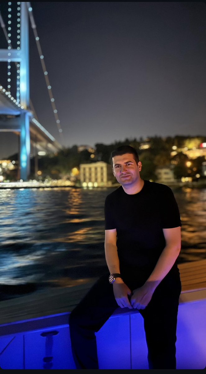 Alperen Bora (@alperenbora95) on Twitter photo Manzara değişir, biz kalırız. Duruş baki.
Varlığınız Daim Olsun Sayın Genel Başkanım.
<a href="/ayyildirim1/">Ahmet Yiğit Yıldırım</a> Manzara değişir, biz kalırız. Duruş baki.
Varlığınız Daim Olsun Sayın Genel Başkanım.
<a href="/ayyildirim1/">Ahmet Yiğit Yıldırım</a>