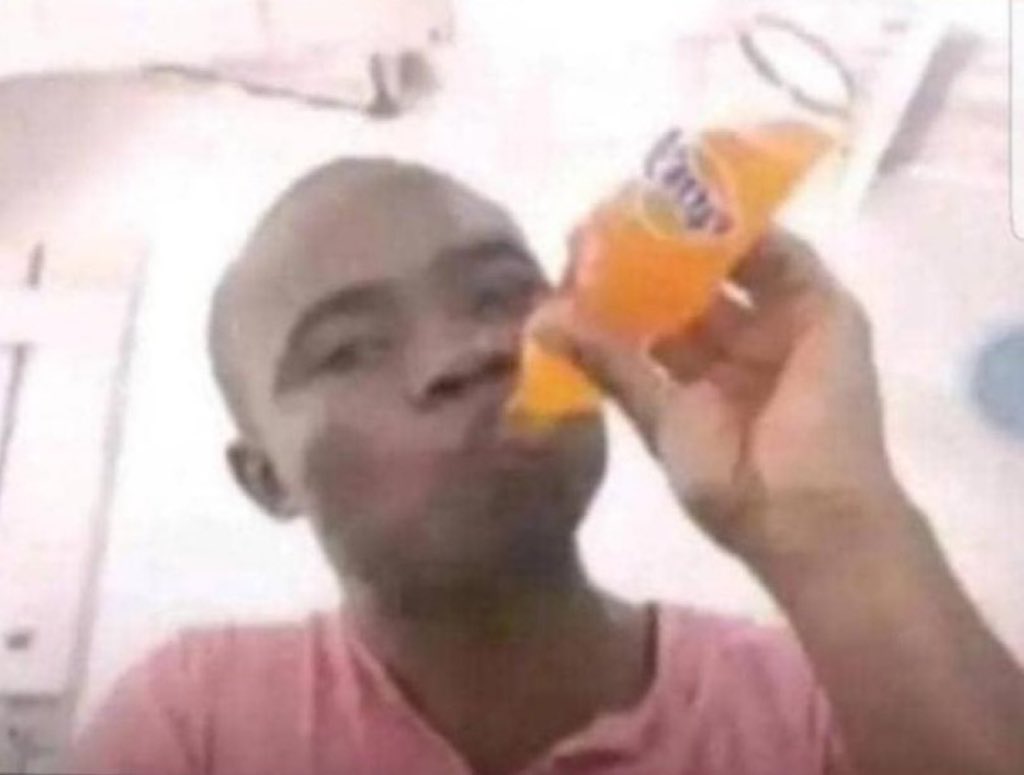Those who chew muvubuka seeing you calling her a catfish. 😂