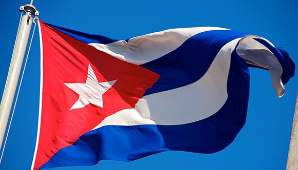 #Cuba🇨🇺 no pide favores. Exigimos respeto a nuestra soberanía y derecho a  decidir nuestro destino. Este NSPM no cambiará nuestra determinación de construir una nación justa e independiente.

#PasiónXCuba #TumbaElBloqueo <a href="/BrunoRguezP/">Bruno Rodríguez P</a>  <a href="/CubaMINREX/">Cancillería de Cuba</a>