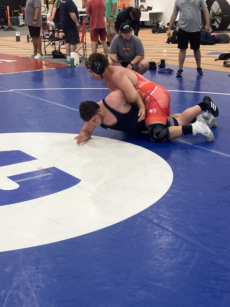 TbirdWrestling's tweet image. Great stuff at the Doane camp as we wrap up day 3! Super proud of this group for putting in the extra time and effort to get better over the summer. Also congrats to our camp shirt winners:

Hutch
Athen
Caleb
Treat

Very excited to see how this team does in the winter! 🤼‍♂️