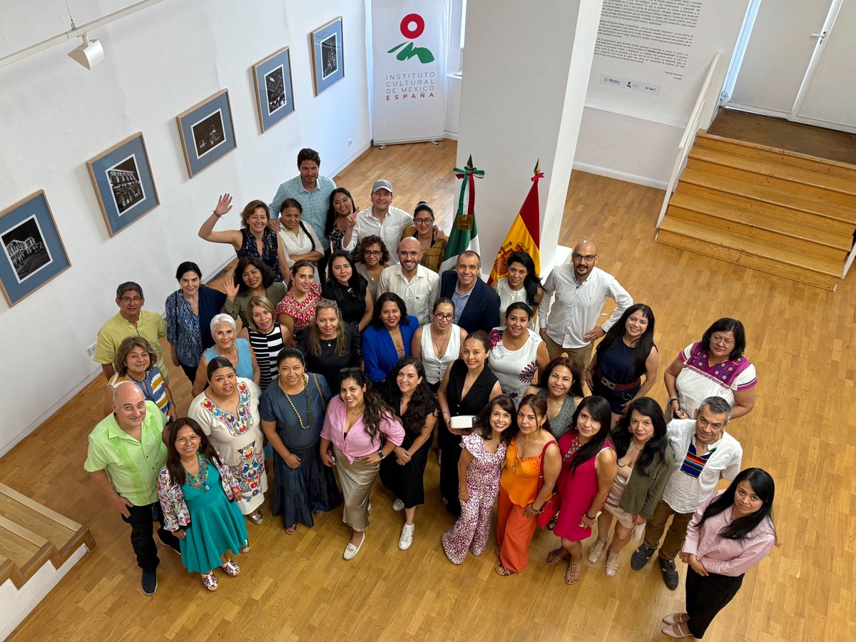 Red Global Mx España (@redglobalmxesp) on Twitter photo La RGMX presente en la Reunión de Organizaciones Comunitarias Mexicanas en España.
Valoramos que permiten tejer alianzas, compartir buenas prácticas y avanzar de manera colectiva hacia el bienestar de nuestras comunidades.
¡Gracias por seguir construyendo comunidad! La RGMX presente en la Reunión de Organizaciones Comunitarias Mexicanas en España.
Valoramos que permiten tejer alianzas, compartir buenas prácticas y avanzar de manera colectiva hacia el bienestar de nuestras comunidades.
¡Gracias por seguir construyendo comunidad!