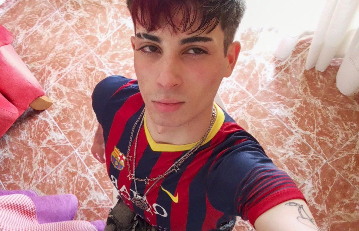 MidJota tweet media