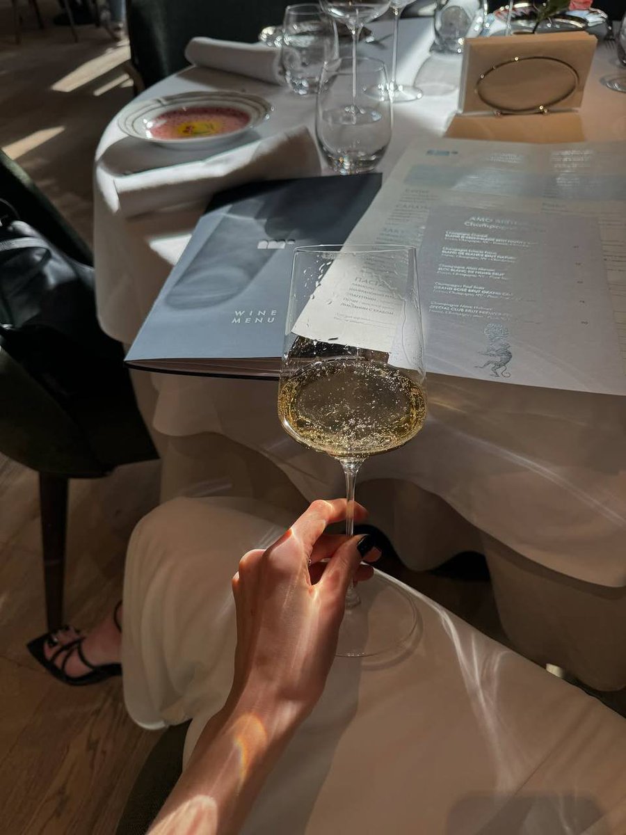 Nancy (@nancy_lovve_) on Twitter photo 